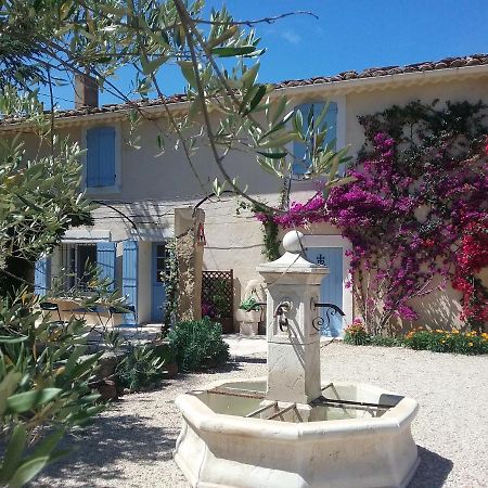 Mas des Bougainvillees Sernhac Extérieur photo